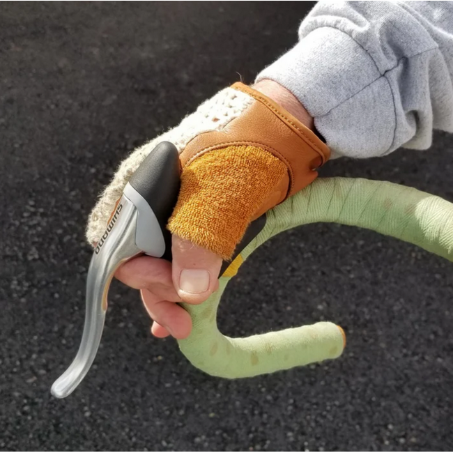 Rivendell Cow Gloves