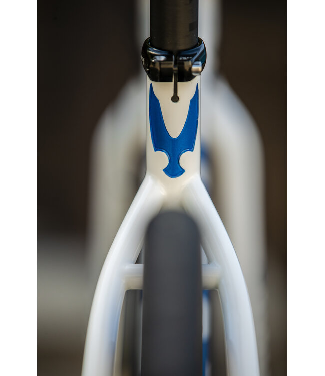 UNO AR size 54cm