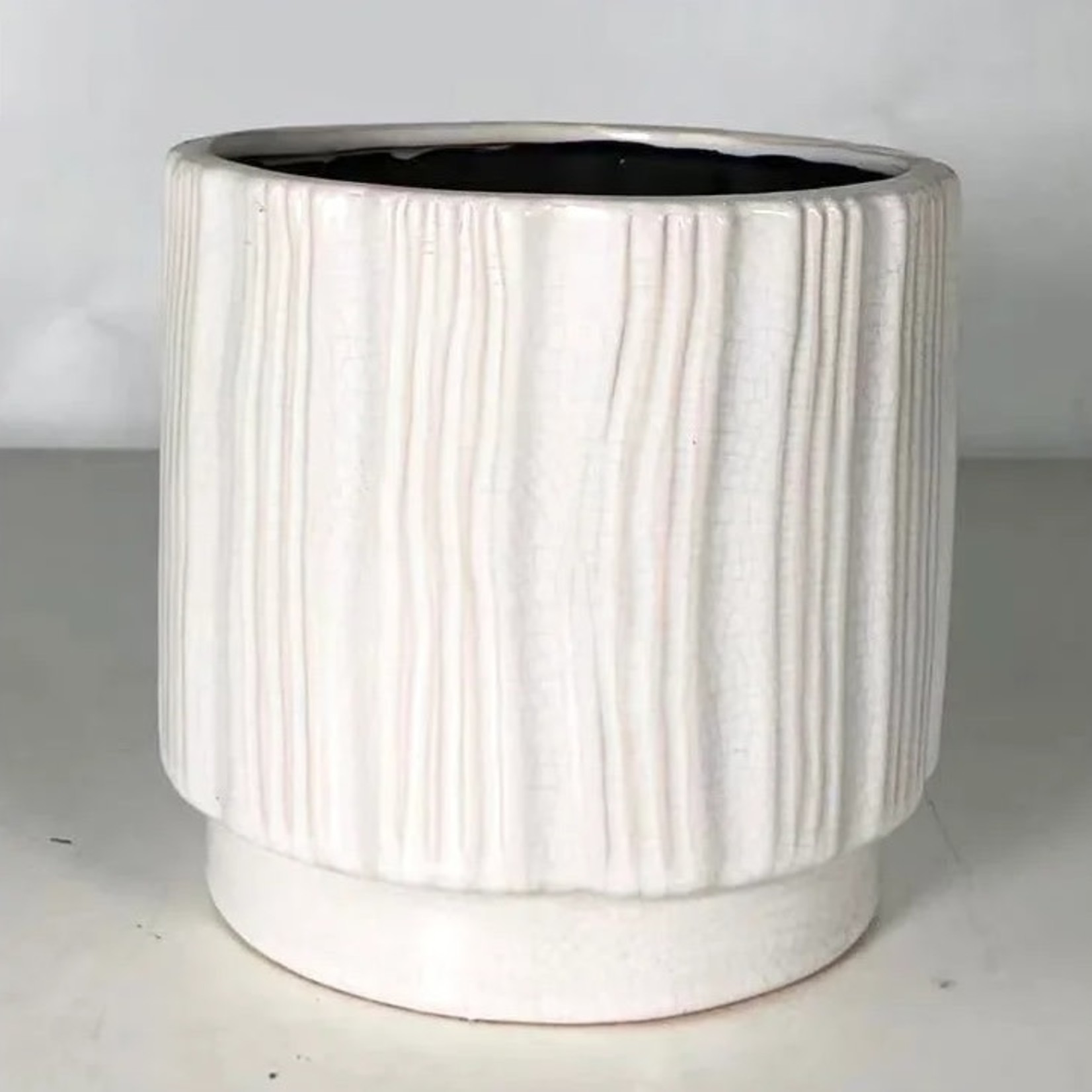 White Ceramic Pot (Fits 6" pot)