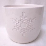 Glazed White Snowflake Pot  (FITS 6" POT)