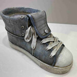 Sport Shoe Planter decor