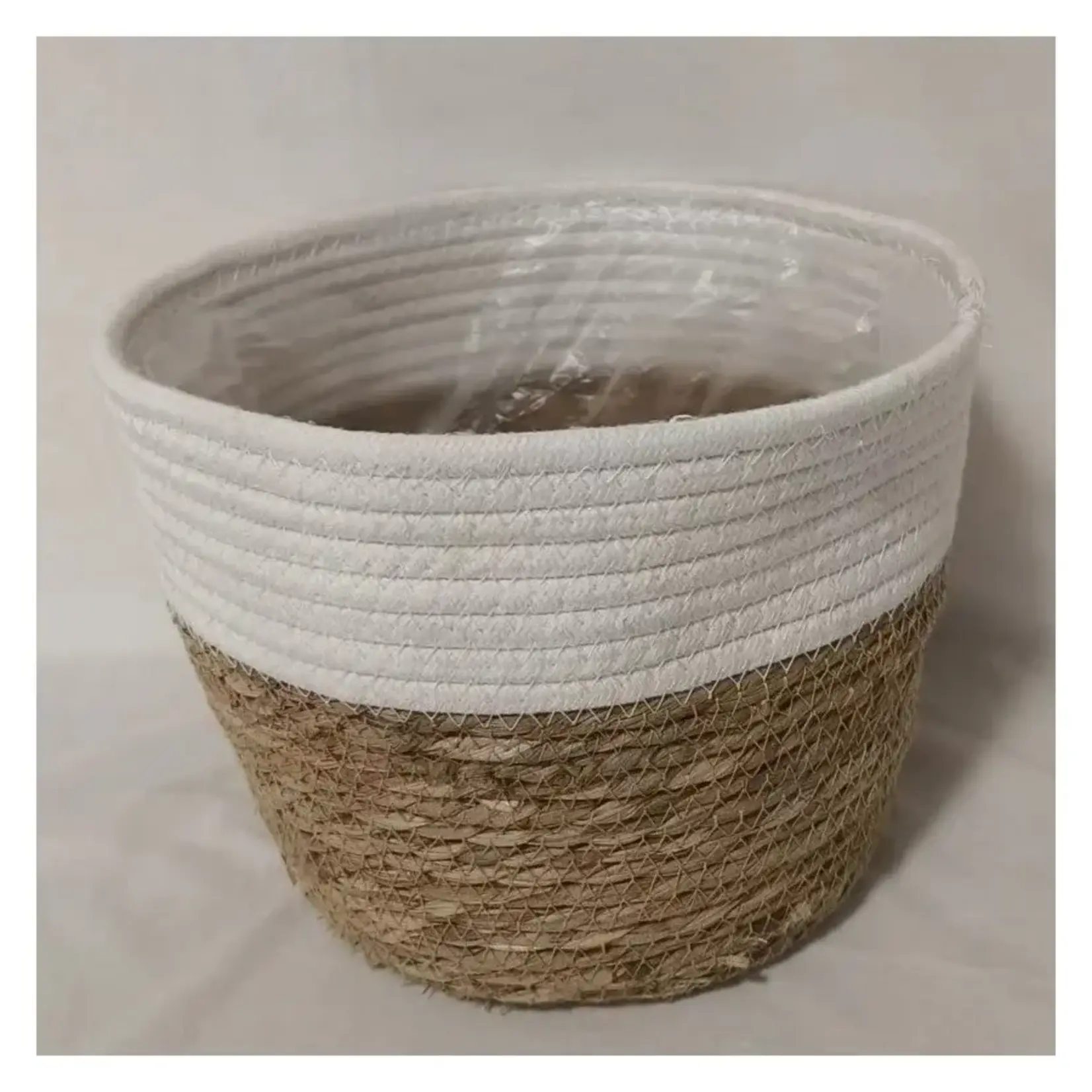 White Top Seagrass Basket  9.8"Dx7.9"H