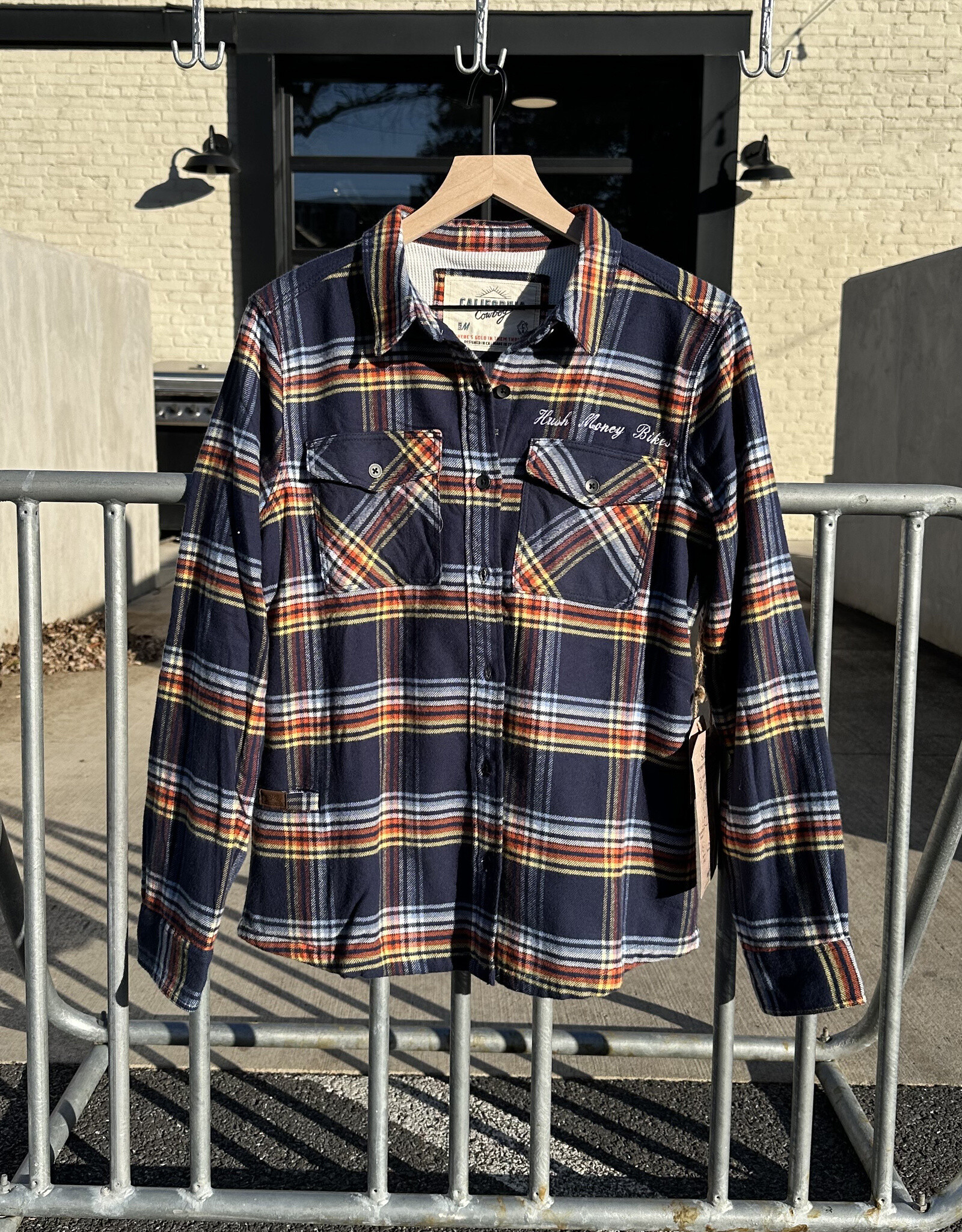 Hush Money Bikes CA Cowboy High Sierra Flannel Women's Daffy Plaid