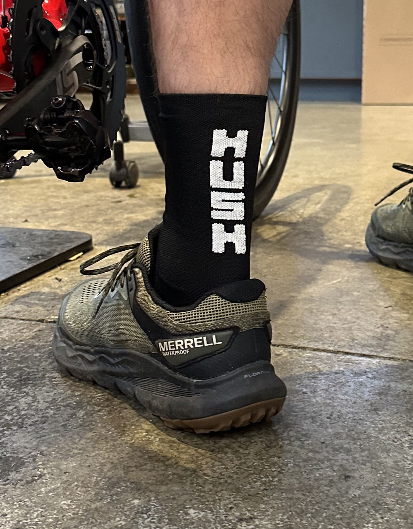 Hush Money Bikes x DeFeet SGS 6" Nylon Sock