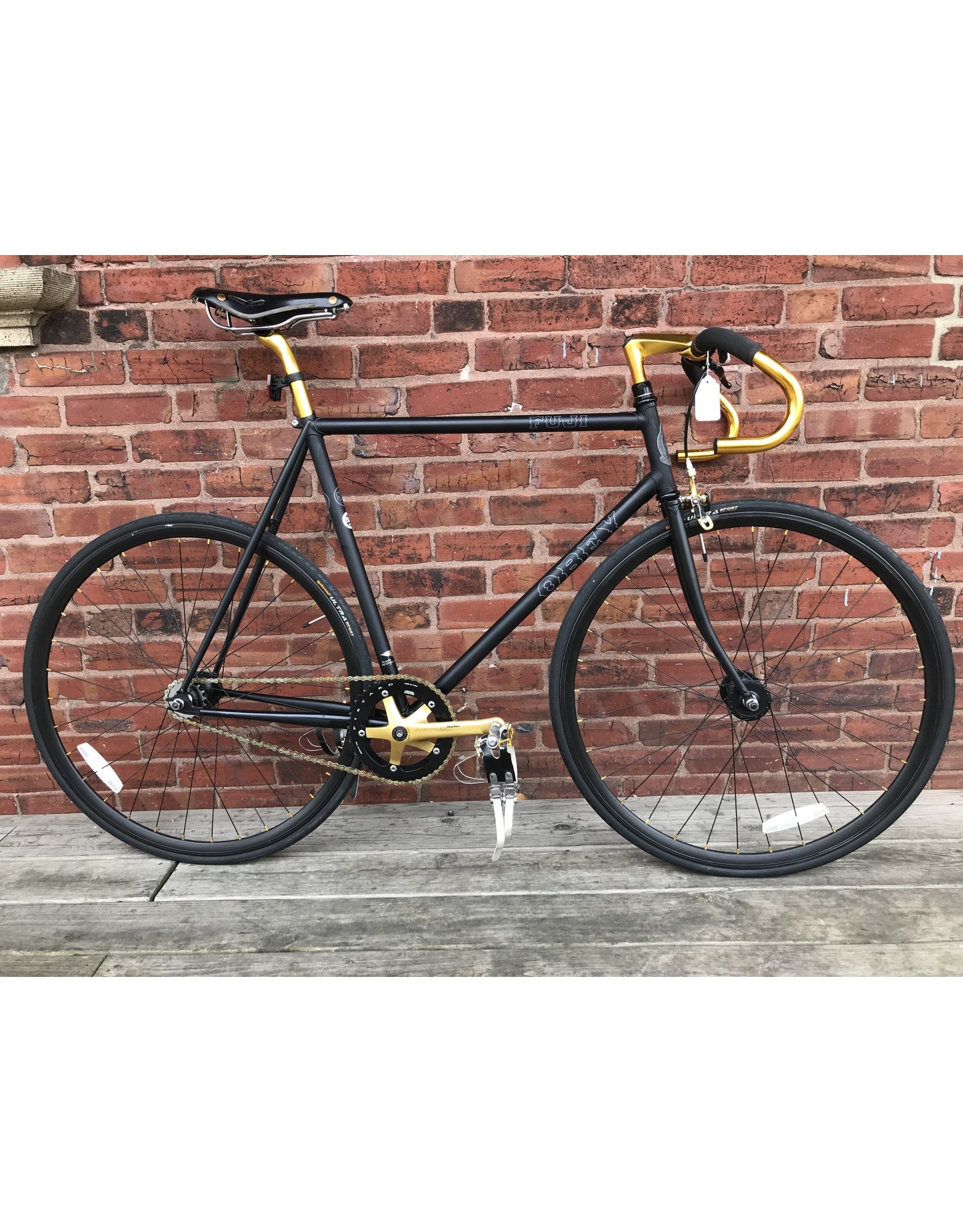 black track bike