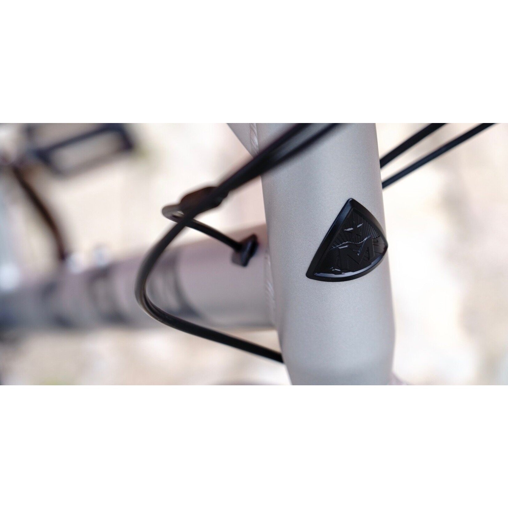 Marin Bikes Marin Lombard 1