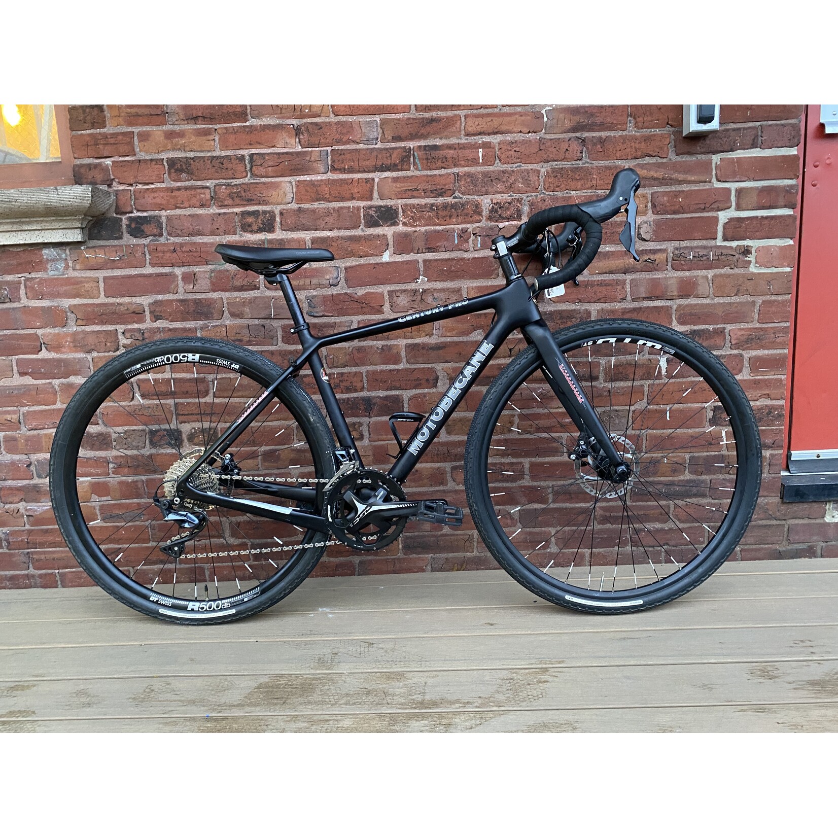 Used Motobecane Century Pro Carbon Disc Gravel/Super Road - 47cm, Black (UB 10129)