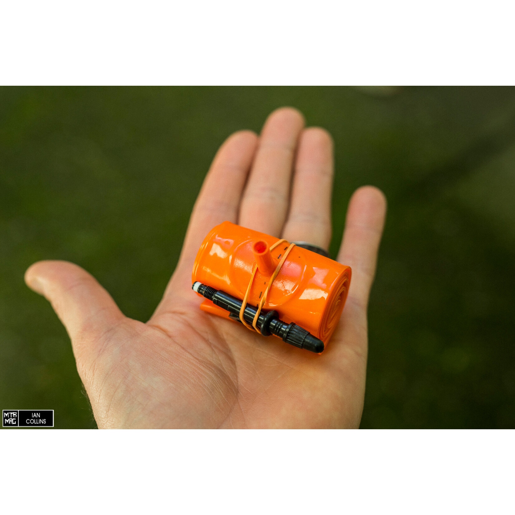 tubolito Tubolito S-Tubo MTB Tube - 27.5/29 x 1.8-2.5", 42mm Presta Valve, Orange