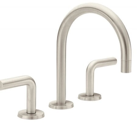 California Tamalpais Series (74/75) 8" Widespread Lavatory Faucet in a