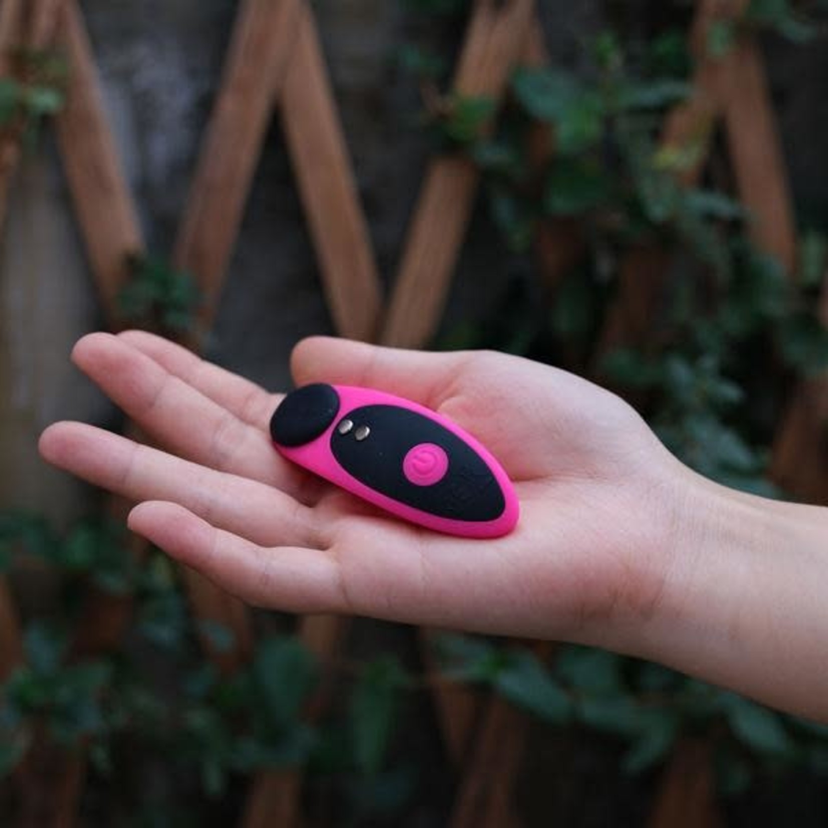 LOVENSE LOVENSE - FERRI - BLUETOOTH REMOTE-CONTROLLED PANTY VIBRATOR - PINK
