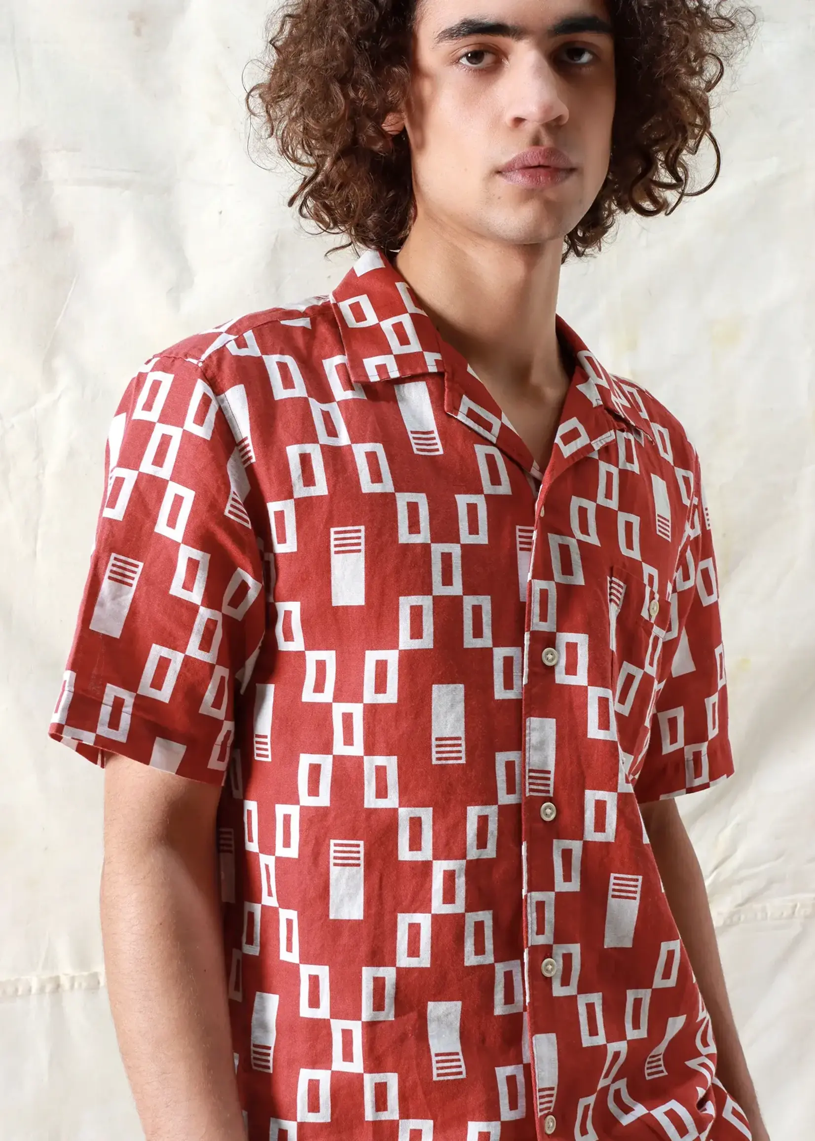 Far Afield Far Afield Selleck Cotton / Linen SS Shirt