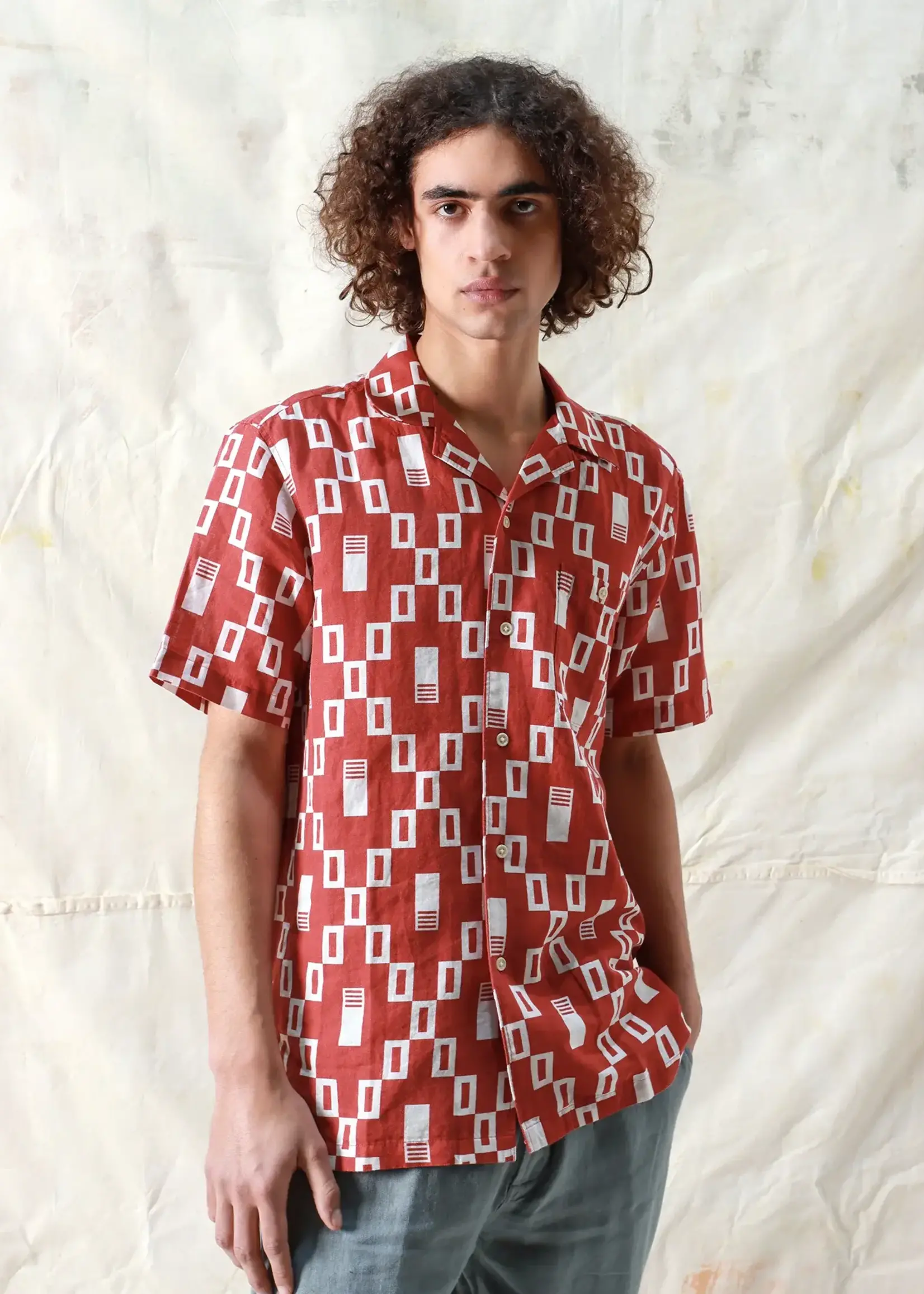 Far Afield Far Afield Selleck Cotton / Linen SS Shirt