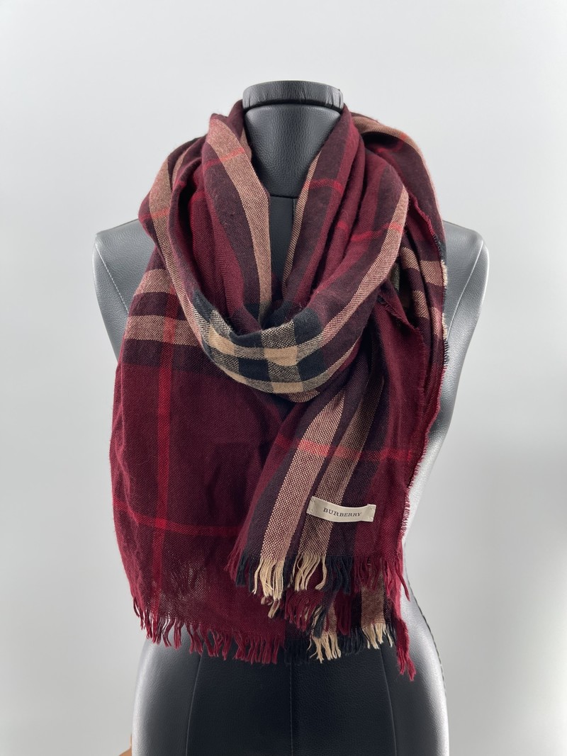 FF205  FOULARD BURBERRY