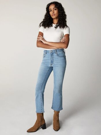 Unpublished Jean Mid Rise Cropped Flare Unpublished Marlow