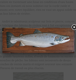 André Boucher Grand saumon sculpté en bois montée sur planche