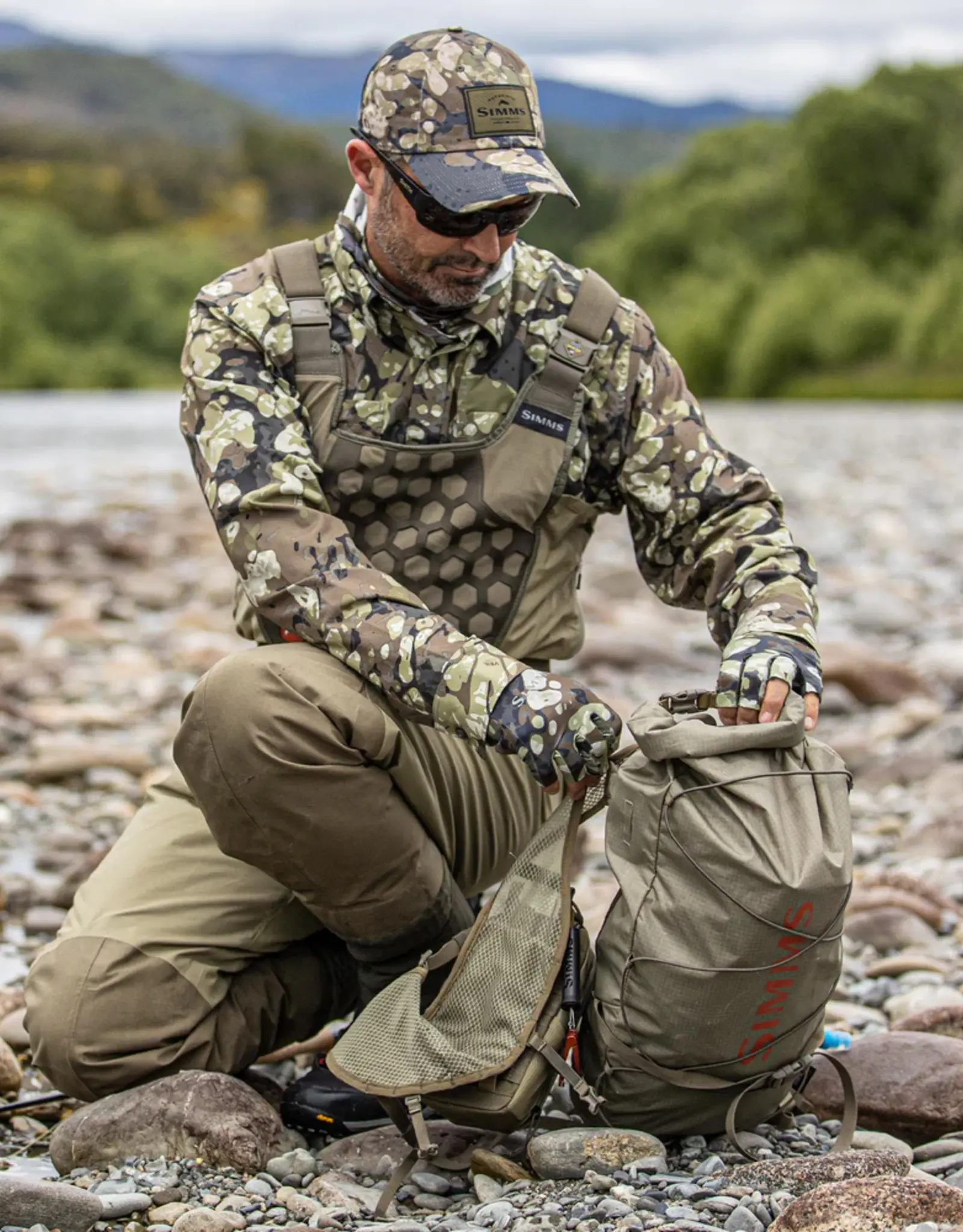 Simms Men's Flyweight Stockingfoot Waders