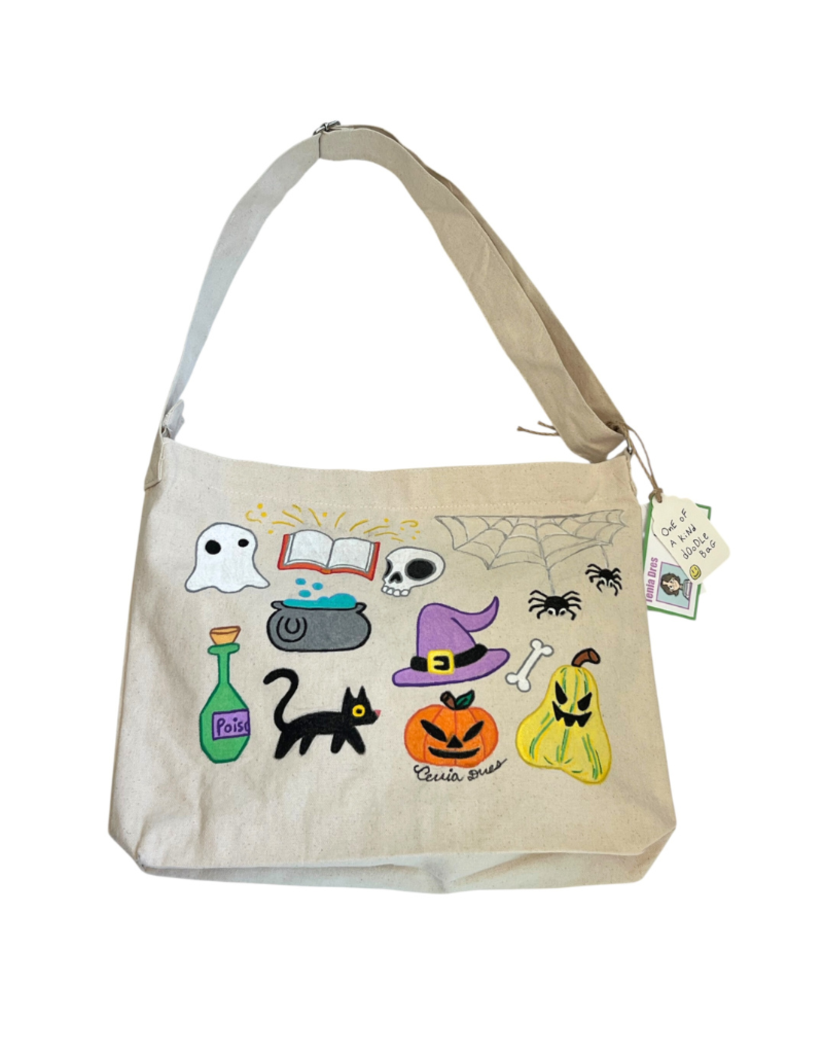Halloween Doodle Bag by Tenia Dres