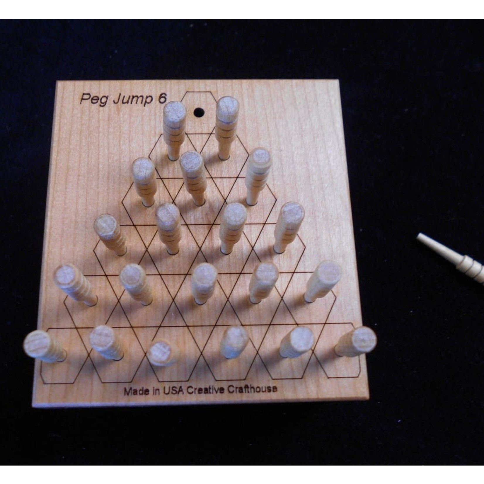 Creative Crafthouse Peg Jump 6 (Wooden Puzzle)