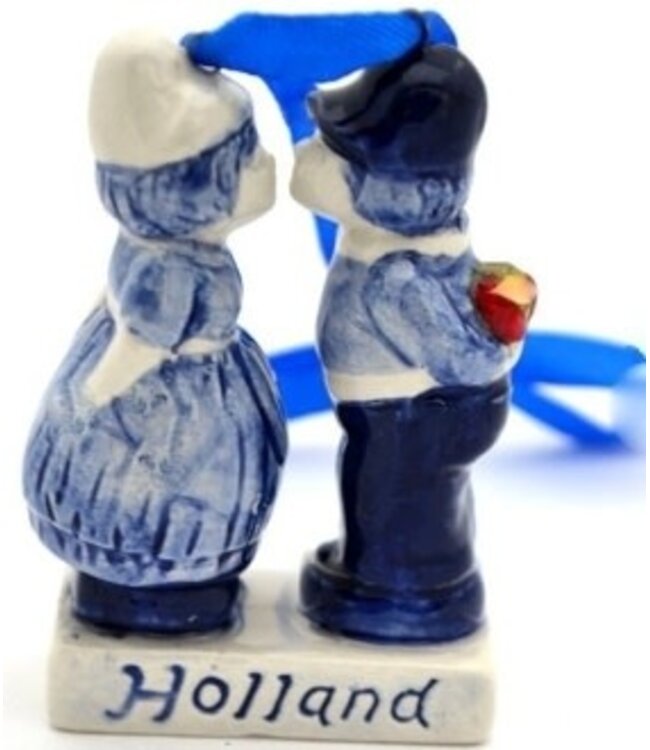 Kissing Couple - Delft Blue Christmas Ornament Flowers