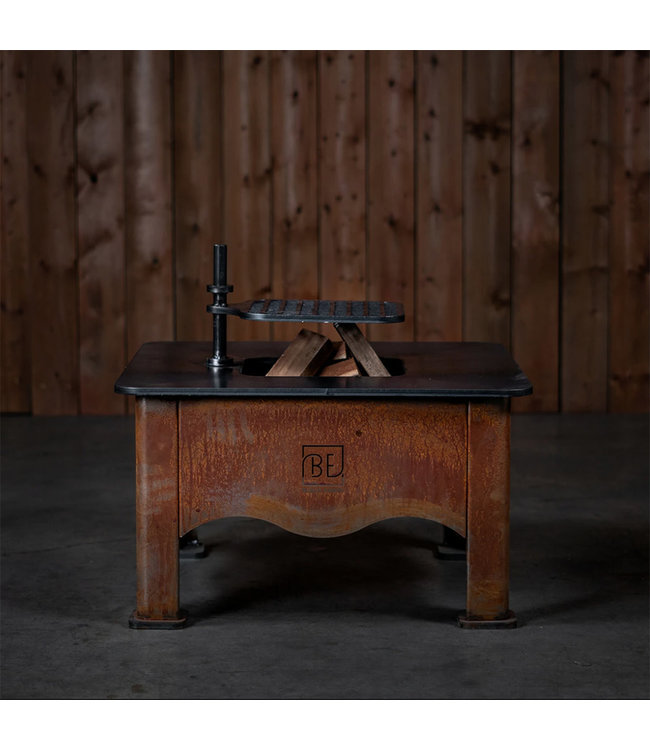 Black Earth Teppan (29” x 29”)