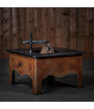 Black Earth Grills Black Earth Teppan (29” x 29”)