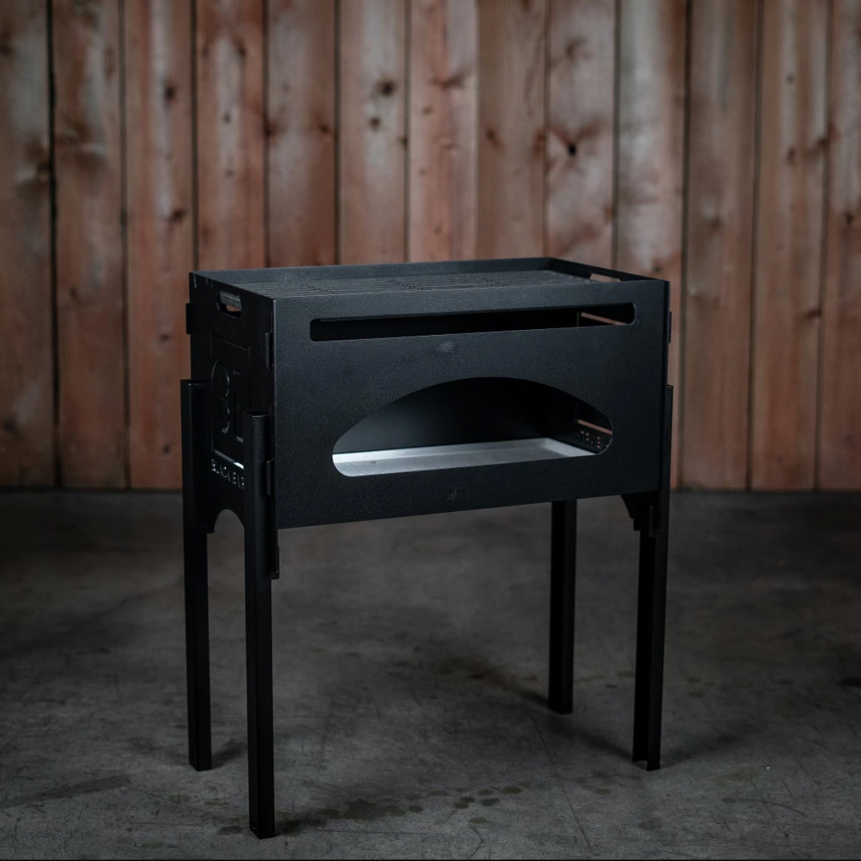 Black Earth Grills Roam Livingstone Outdoor