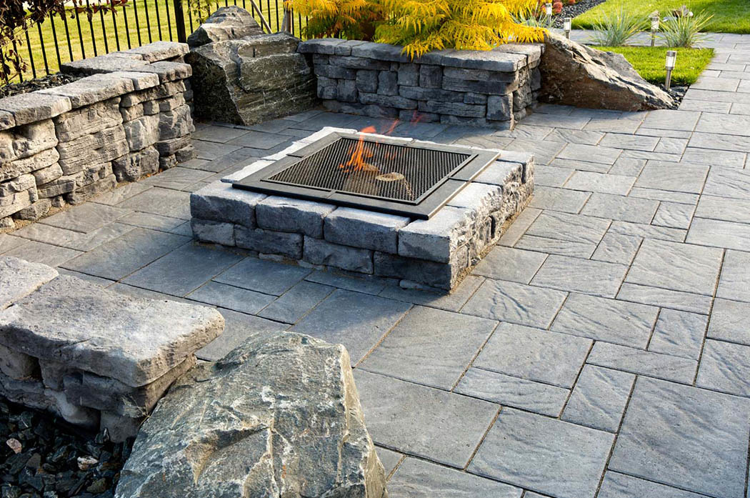 Barkman Rosetta Dimensional Fire Pit Kit (12 x 28 x 28) Livingstone