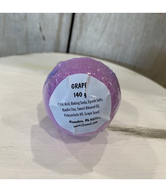 M&W Soaps (C) Grape Bath Bomb