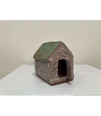 Crafty Inagoodway Mauve Hexagon Patterned Fairy House w/Open Door