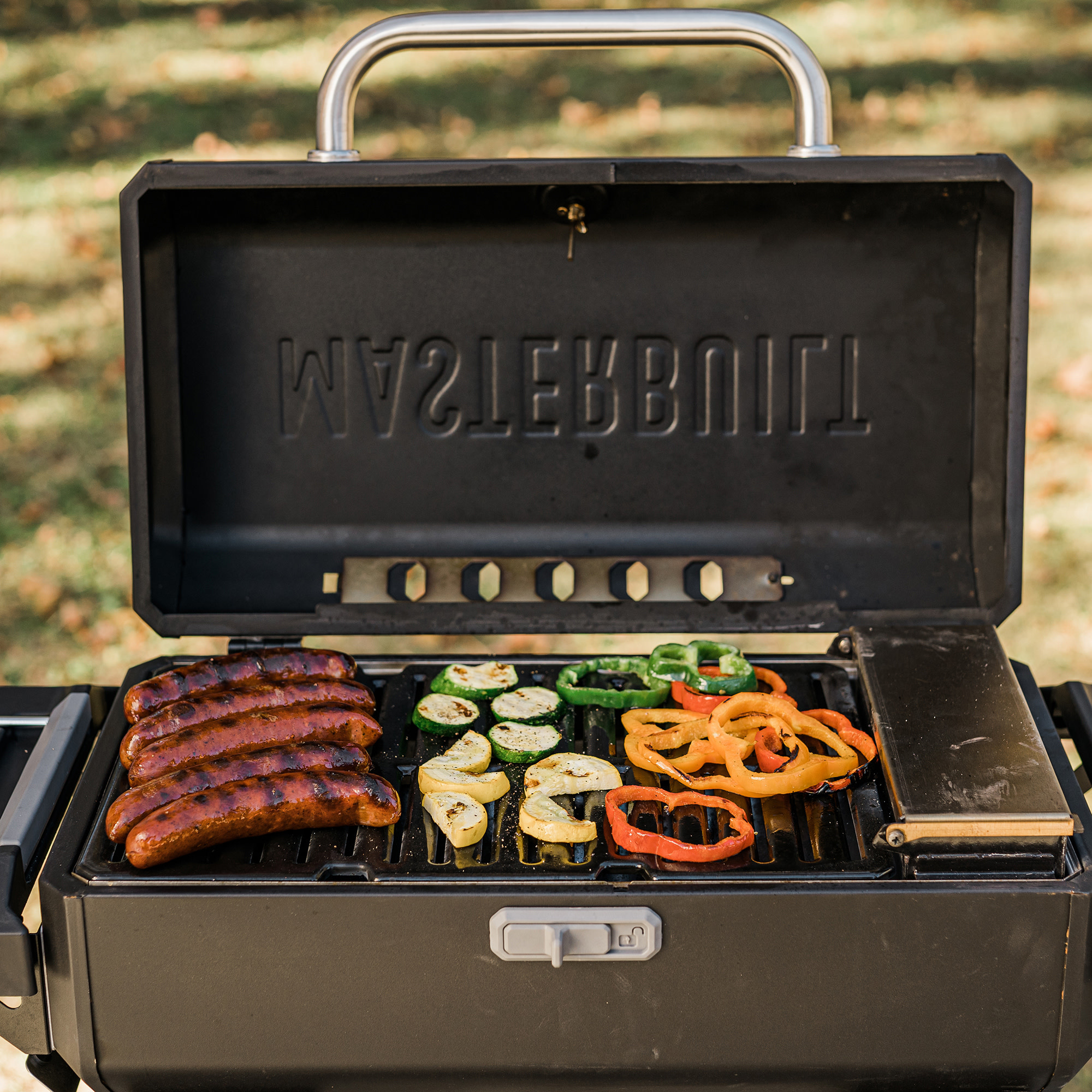 Masterbuilt Portable Charcoal grill with cart Livingstone Outdoor Ltd.