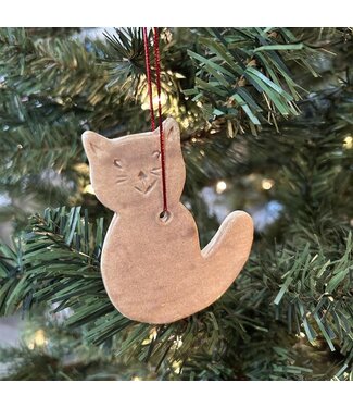 Crafty Inagoodway (C) 3" Cat Ornament