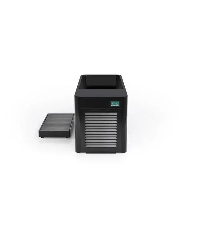 The Cold Therapy Pro Plunge