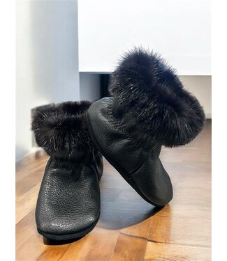Made By Martha (C) Handmade Kid's Moccasin Size 10 - Black Leather