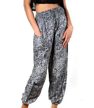 Suzie Blue Canada Black & White Paisley Bali Pants