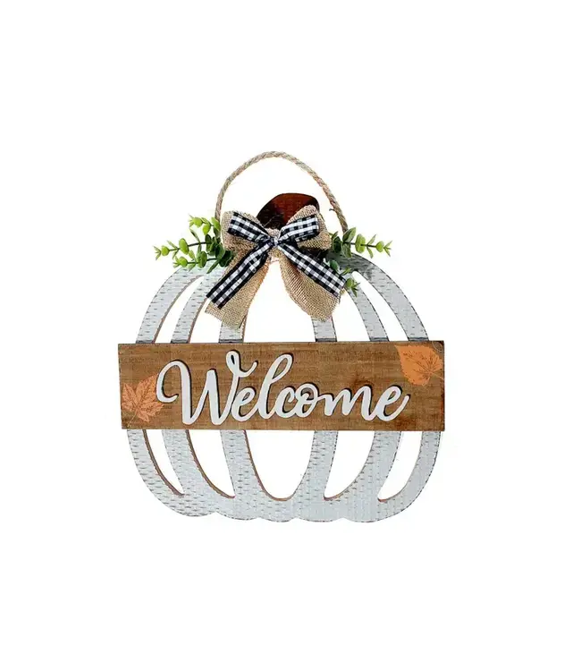 Wooden Cut Out Pumpkin Hanger (Welcome)