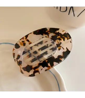 SoapElenGlen Oval Tortoise Print Hair Claw Clip