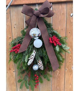 Livingstone Winter Swags 20" long  [10]