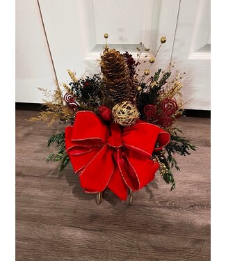 Livingstone Sleigh Christmas  Dried Flower Centerpiece 5in*5in [10]