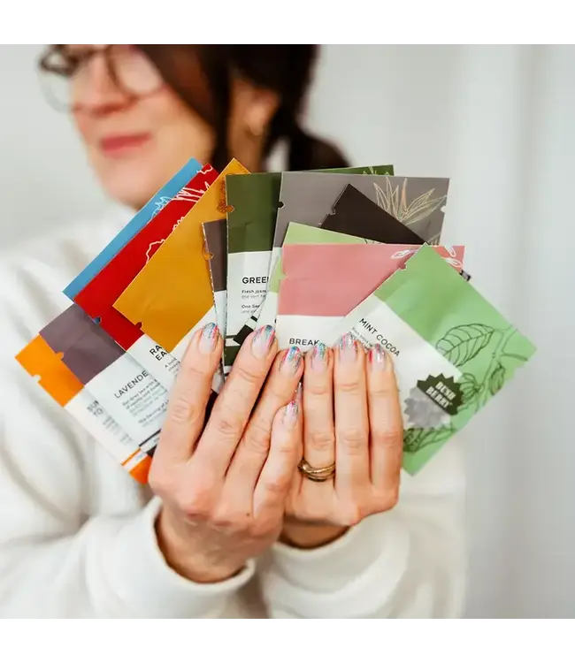 The Daily Sip Sampler | 12 Single Serving Caffeinated Teas