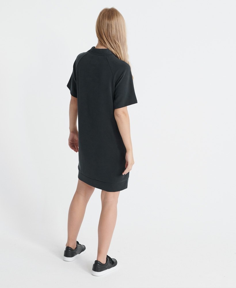 robe t shirt superdry