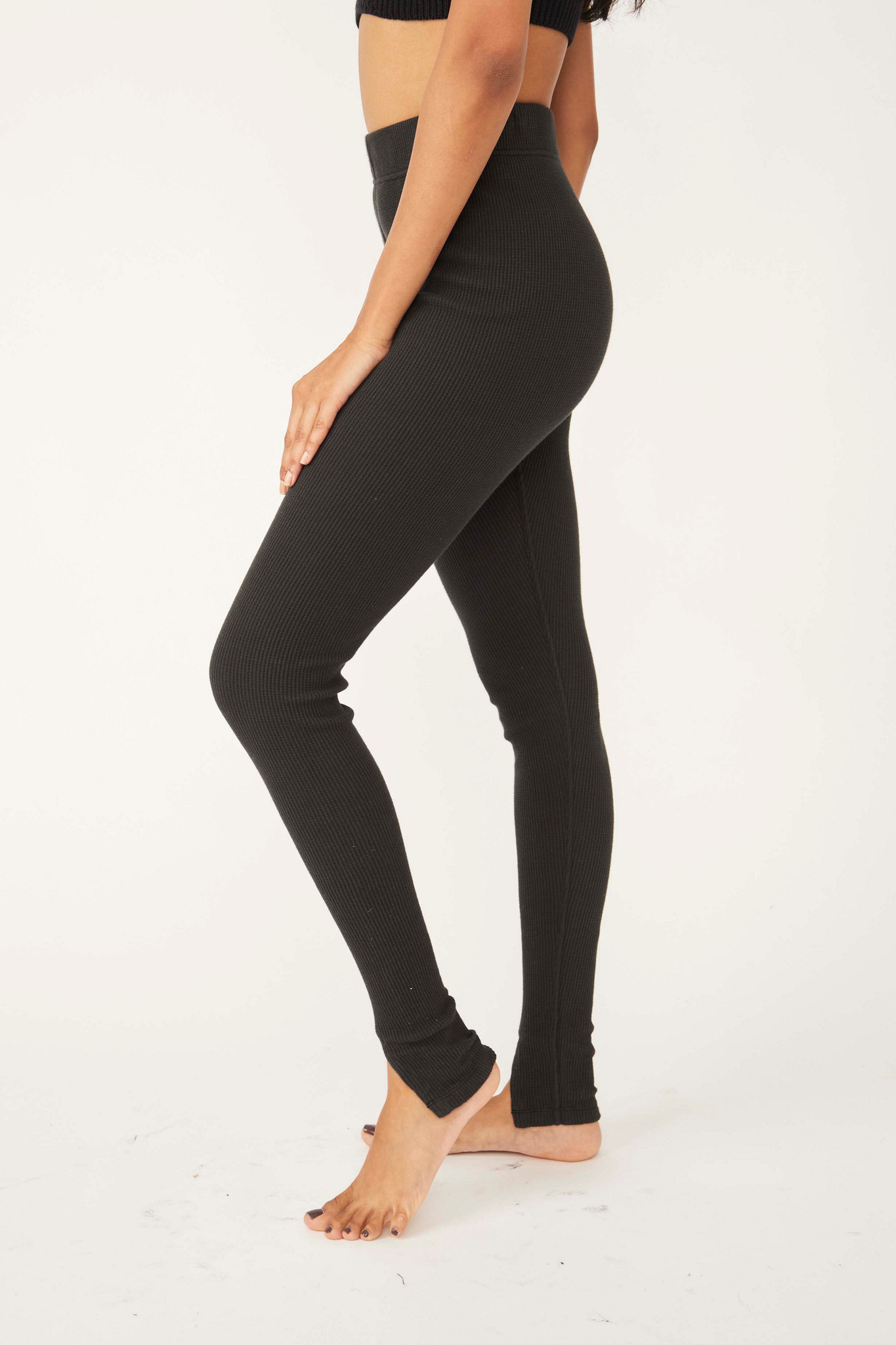 Black knit leggings