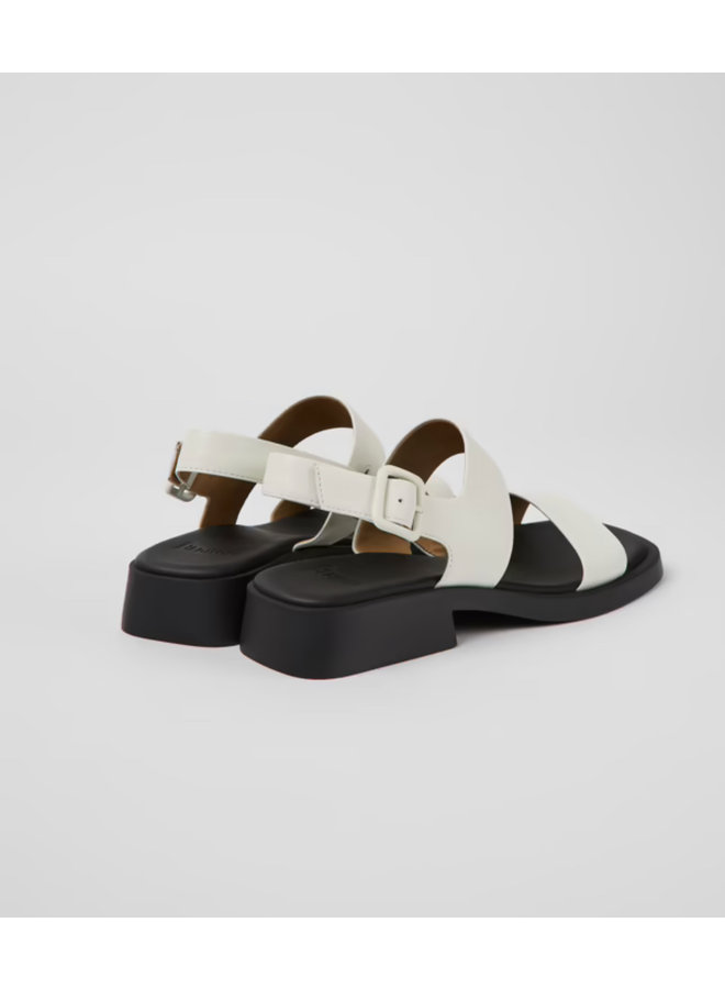 Dana Sandal