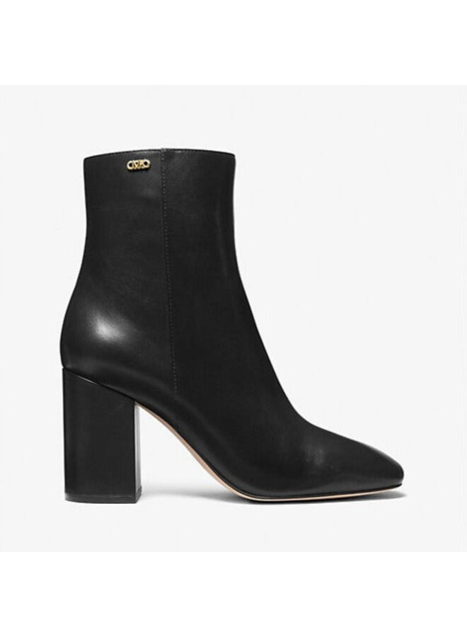 Perla Flex Bootie