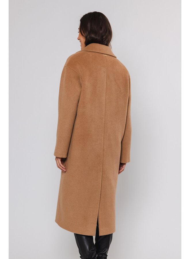 Teuni Long Coat