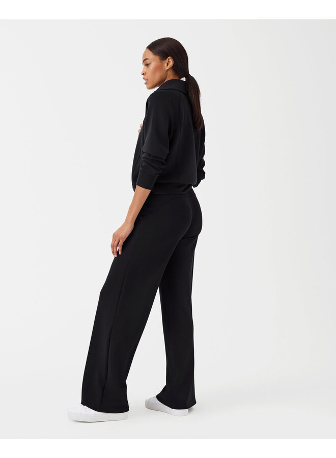 Air Essentials Wide Leg Pant