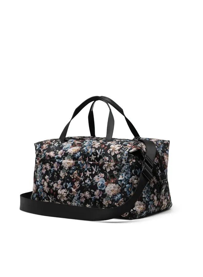 Maia Weekender