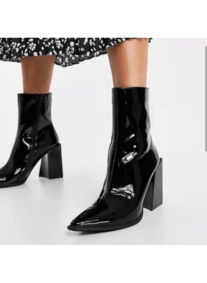 Siren Chunky Heeled Boot