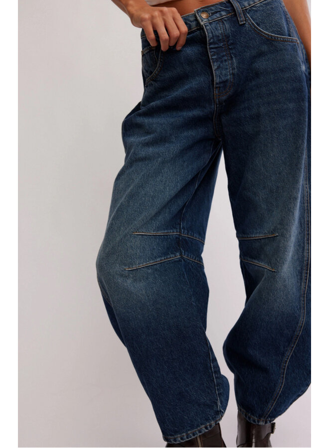 Good Luck Mid Rise Barrel Jeans