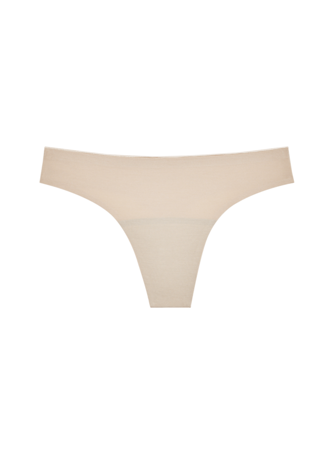 Seamless Low-Mid Thong