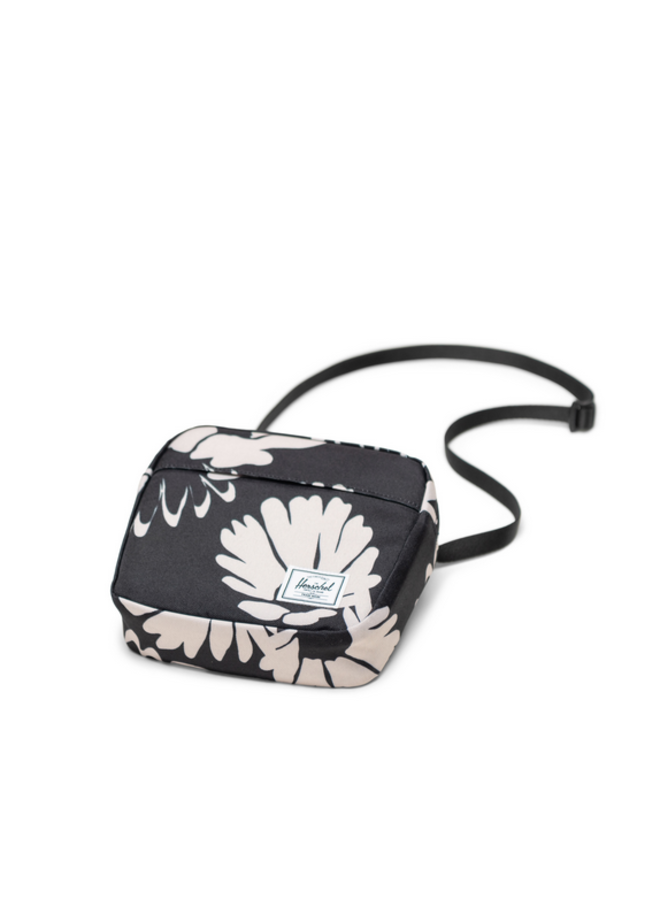Classic Crossbody